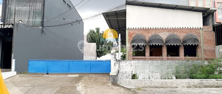 Ready-to-Use Strategic Business Space on Jalan Sri Kuncoro, West Semarang 1