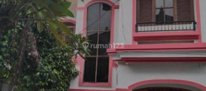 Rumah di Jl Jaya Giri 2 Lantai DB 1