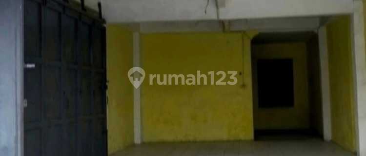 2-Story Shophouse on Jendral Sudirman Street, Bandung City 1