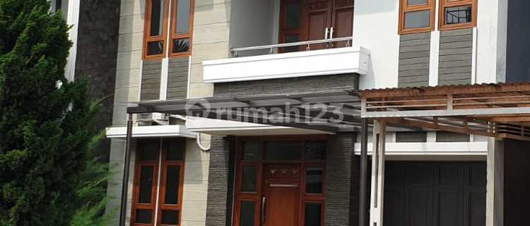 Nice 2-Storey House Premium Location In Mekarwangi 1