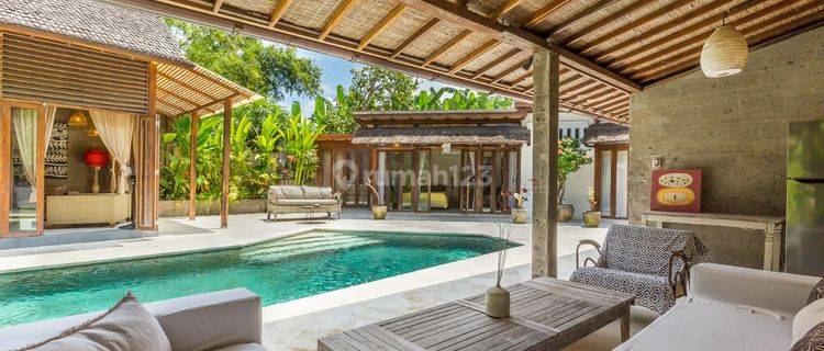 Balinese Style Villa For Leasehold In Kerobokan  1