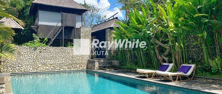 Exoctic Javanese Villa Jungle And River View In Bali 1