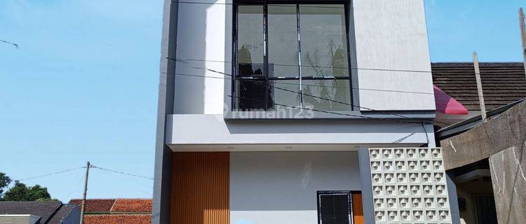 Rumah 2 Lantai Pinggir Jalan Raya Muchtar Sawangan Depok 1