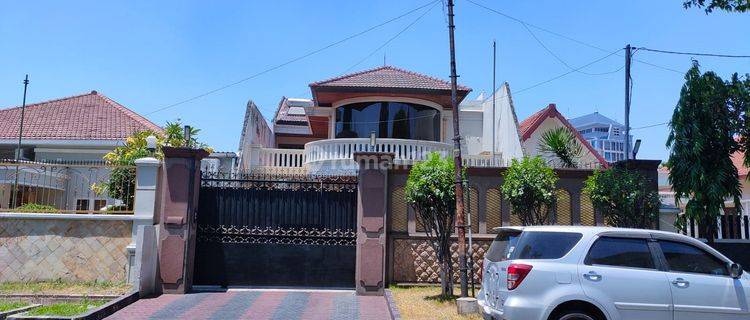 Rumah 2 Lantai Bagus Furnished SHM di Jalan Kapuas, Surabaya , Surabaya 1