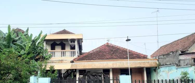 NOL JALAN RAYA GATOT SUBROTO JOMBANG Rumah Lama Hitung Tanah Cocok Buat Usaha, Kantor & Gudang 1