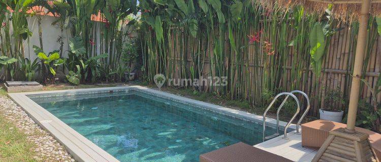 Mezzanine Aesthetic Villa For Sale In Lod Tunduh, Ubud 1