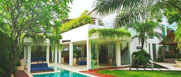 Villa In Canggu Just Walking Distance To The Beach 1