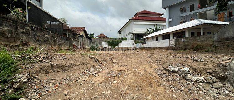 Tanah 4 Are  Di  Di Tengah Kota Singaraja 1