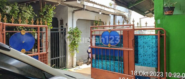 rumah tinggal dan koktra89 pintu daerah jalan tb Simatupang Ciracas Jakarta Timur  1