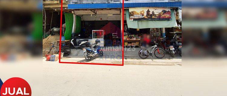 Ruko Tepi Jalan Sama sama, Singkawang 1