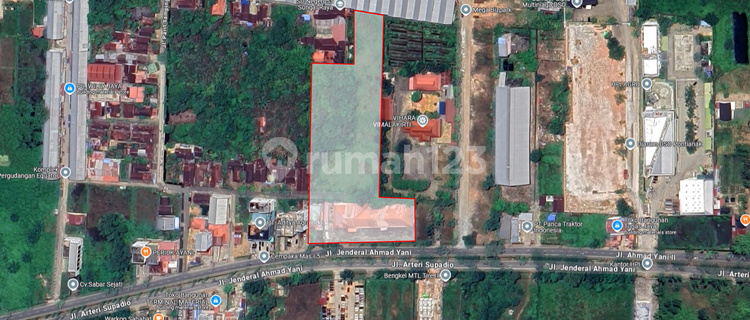 Land with building in prime location along Ayani 2 street, Kubu Raya Pontianak. 1