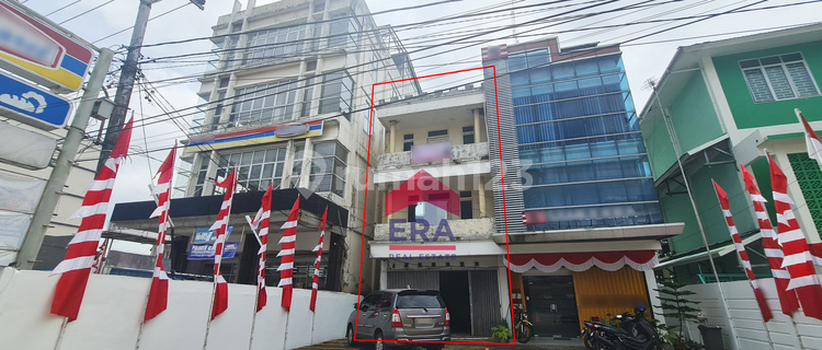 Shop House by the Road, Merdeka Barat Shop House, Pontianak 1