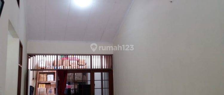 Rumah Minimalis di Kembangan Jakarta Barat 1