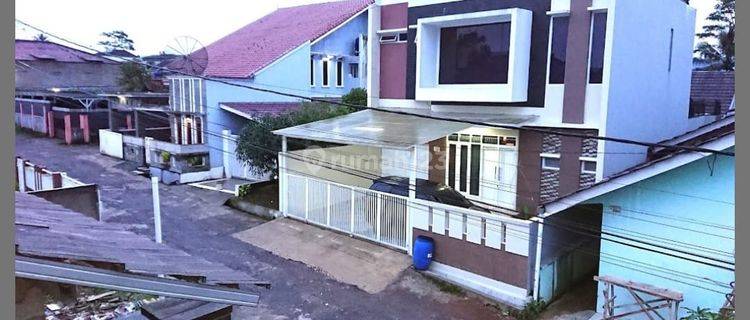 Turun Harga Rumah 2 Lantai Kota Sukabumi Dijual Murah 1