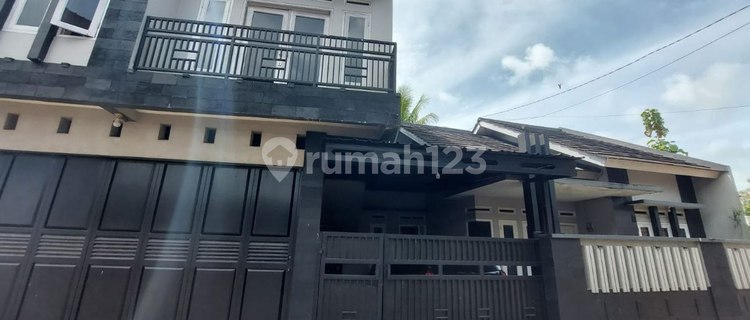 Rumah 2 Lantai Benteng Kota Sukabumi Siap Huni Garasi Muat 5 Mobil 1