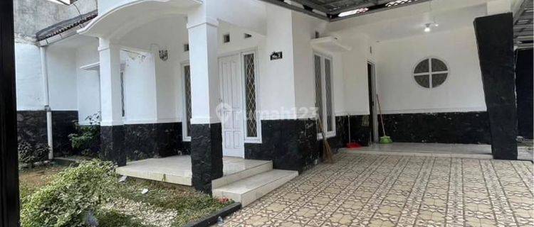 Rumah Dijual Puri Cibeureum Hook Siap Huni Depan Taman 1