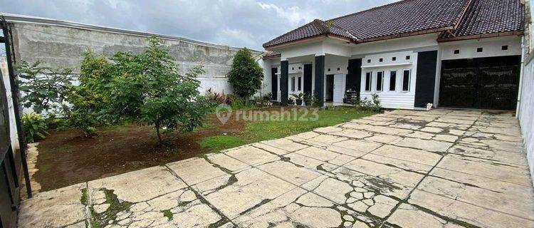 Rumah Villa Luas Cisaat Sukabumi Ada Kolam Ikan Shm  1