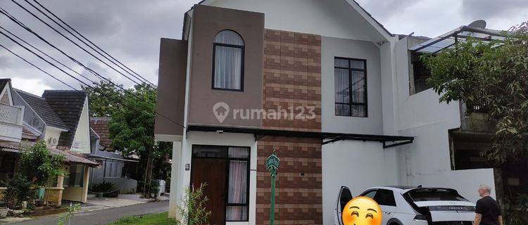 Disewakan Rumah Hook Dengan Pool Belakang Aeon Mall Sentul 1