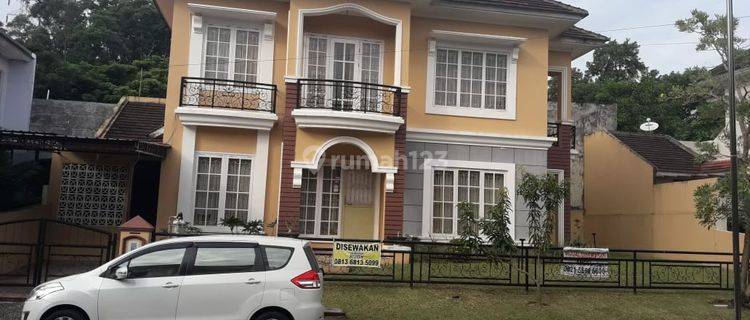 Dijual Rumah 2 Lantai di Perumahan Balikpapan Baru Beverly Hills, Balikpapan 1