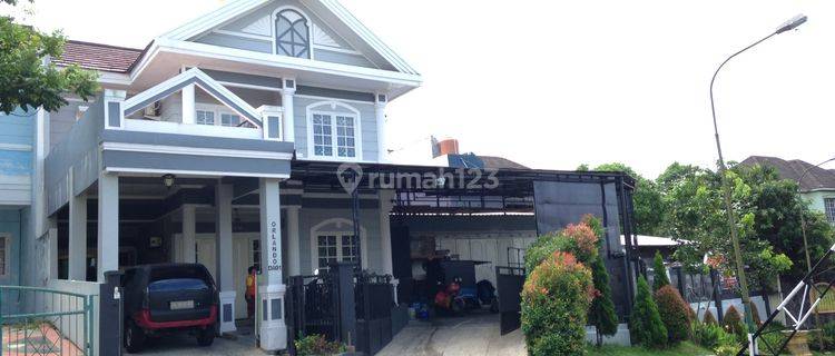 Dijual Rumah 2 Lantai Hook di Komplek Perumahan Balikpapan Baru Cluster Orlando, Balikpapan 1