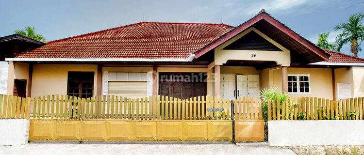 Dijual Rumah Mewah di Perumahan Palm Hills, Balikpapan 1