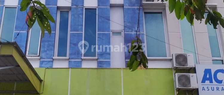FOR RENT 3-Story Shop House on JL. Marsma R. Iswahyudi Gn. Bakaran Balikpapan 1