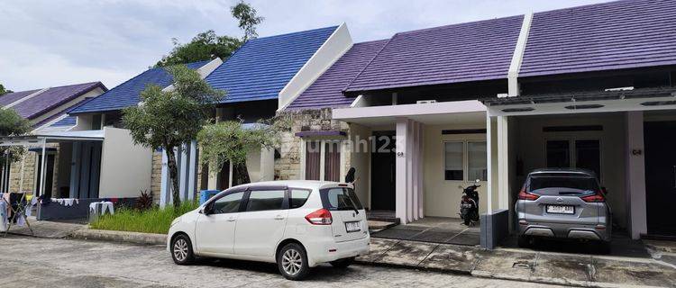 Dijual Rumah di Perumahan The Hue Jl. Pupuk Raya, Balikpapan 1