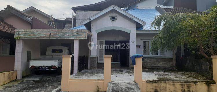 Disewakan Rumah di Komplek Perumahan Wika, Balikpapan 1