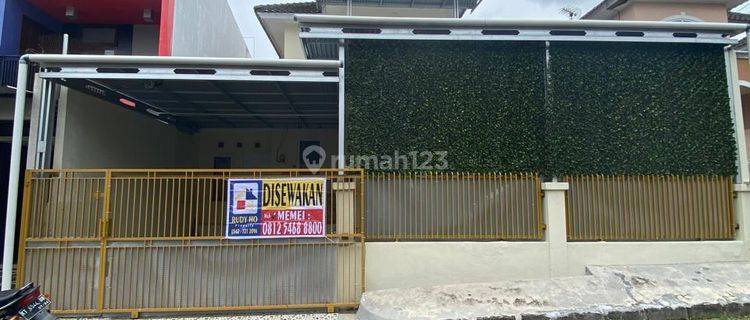 Disewakan Rumah di Komplek Perumahan Wika, Balikpapan 1