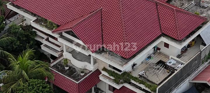 Dijual Rumah Desain Classic di Cilandak Barat - Jaksel 1