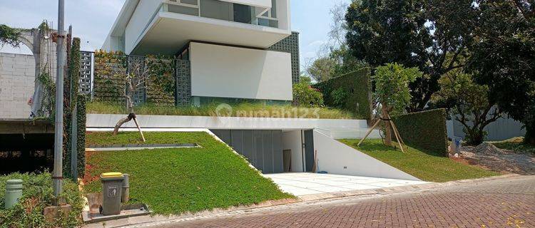 Rumah Modern Mewah 3 Lantai Dg Lift, Di Green Candi Residence, Candi, Sisinga Semarang #9381 1