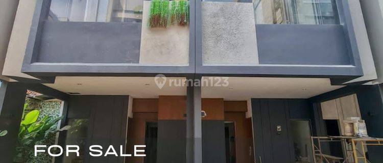 Townhouse Baru Strategis di Permata Hijau Ada Kolam Renang 1