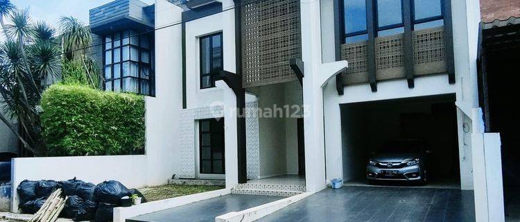 Townhouse di Cilandak Tanah Luas Lokasi Strategis Turun Harga 1