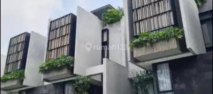 Rumah Baru Dalam Cluster di Simprug Pertama Hijau Kebayoran Lama 1