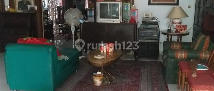 Rumah di Bawah Pasar di Jalan Kesehatan Cideng Jakarta Pusat 1