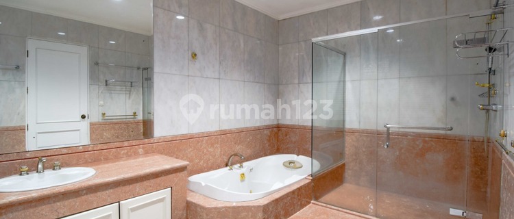 Rumah sewa Menteng ring 1 bisa dijadikan kantor ataupun usaha 1