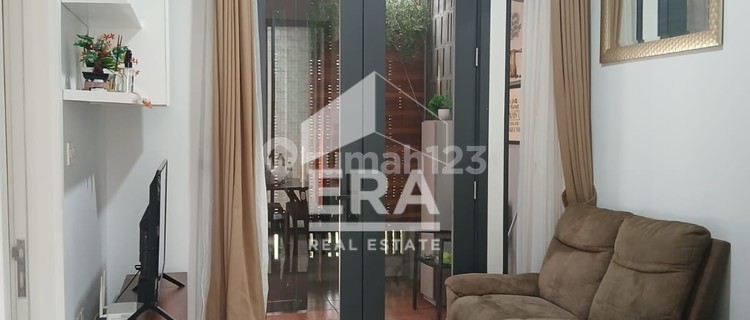 READY-TO-OCCUPY HOUSE IN BINTARO 1