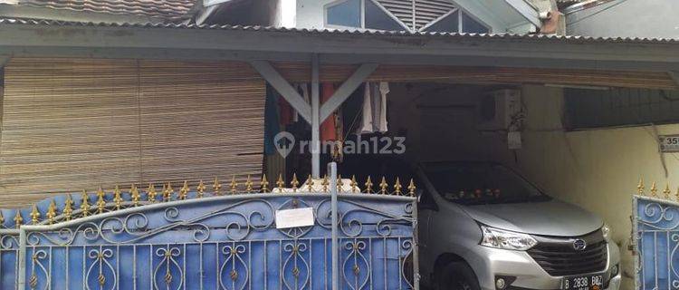 Di Jual Rumah Murah Di Kemangisan Kamar Tidur 4 Kamar Mandi 2 Bangunan 2 Lantai 1