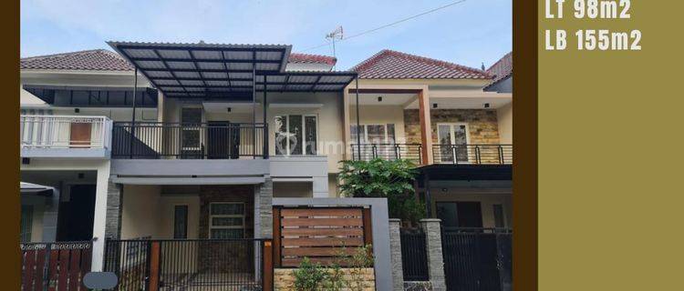 Rumah 2 Lantai Minimalis Modern Strategis di Batu Panorama  1