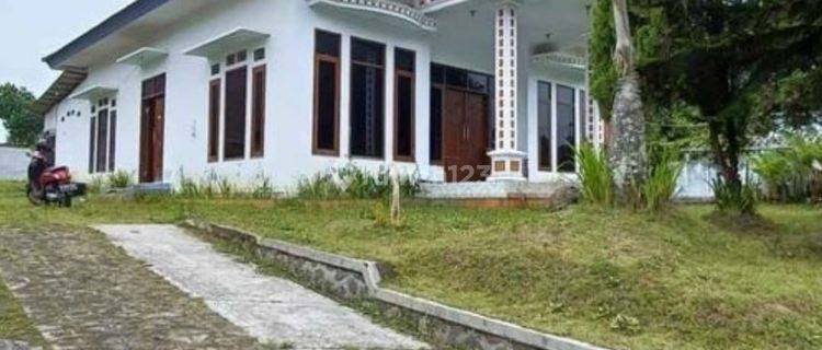 Rumah Tinggal Luas Bangunan Bagus Lokasi Strategis di Kab. Malang 1