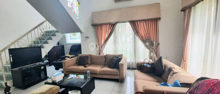 Rumah 2 Lantai Semi Furnished di Bukit Sari, Semarang Dekat Undip 1