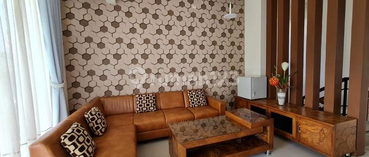 Furnished Rental House in Ivy Park BSB City, Semarang near the Lake 1