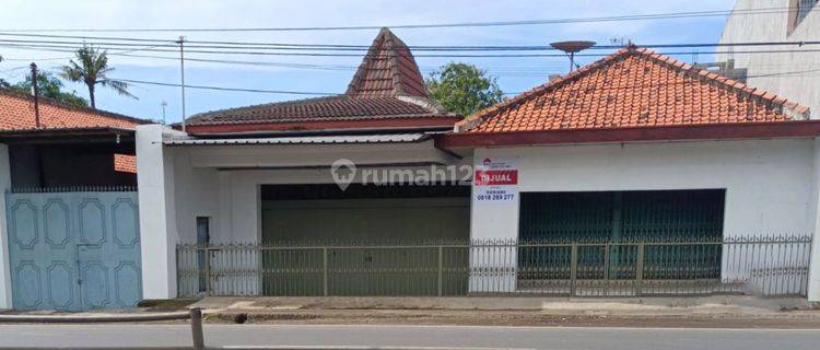 Rumah Daerah Tanjung Dekat Pasar 1