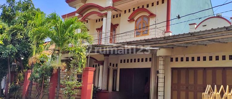 Rumah 2 Lantai Siap Huni Dekat Poltrans 1