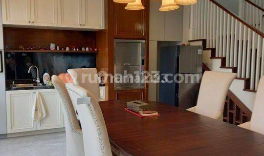 Rumah Disewakan 4 BR di Jl Guntur Setia Budi, Jakarta Selatan 1