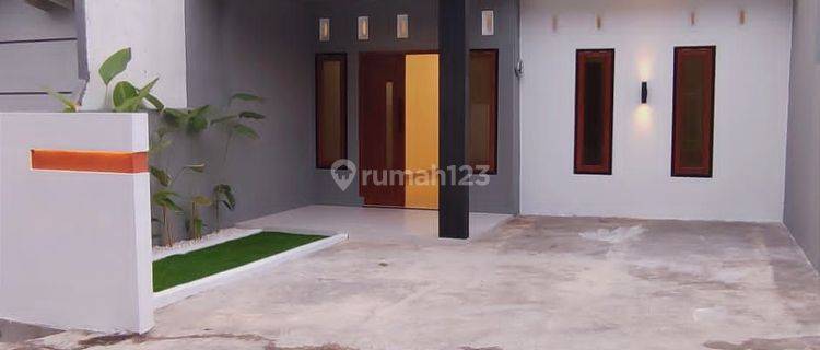 DIJUAL RUMAH BARU GRES DI JL. ROROJONGGRANG TIMUR, SIMONGAN, SEMARANG BARAT 1