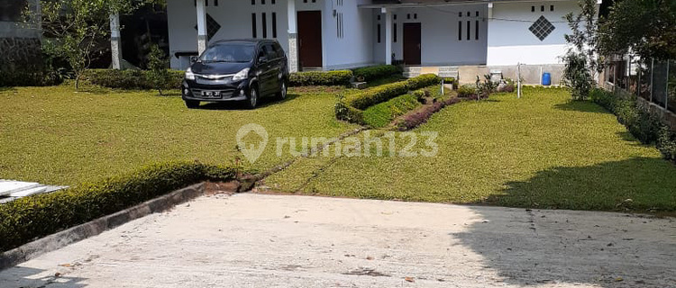 Dijual Villa di Jl. Puncak Kana Bawah (Villa di Cibadak), SHM 1