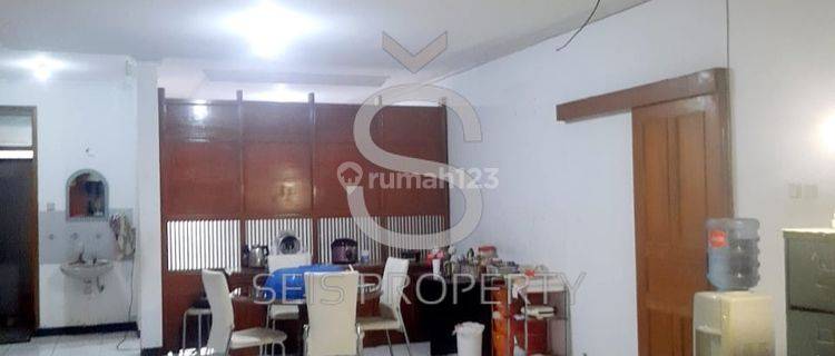 Rumah Kontrakan 2 Lantai Semi Furnished di Sayap Pasteur, Bandung 1