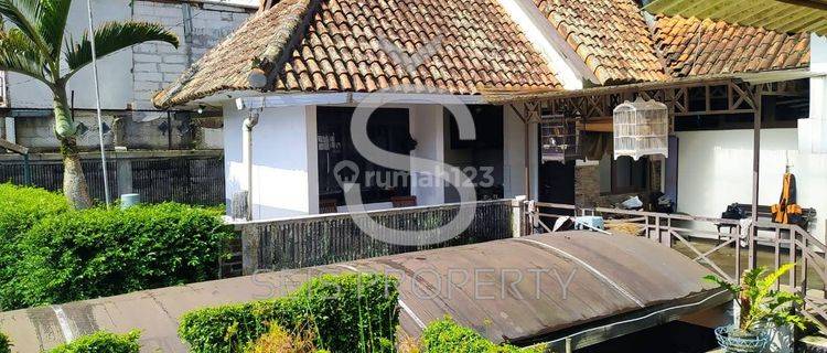 Rumah 2 Lantai Bagus Unfurnished SHM di Dago, Bandung 1