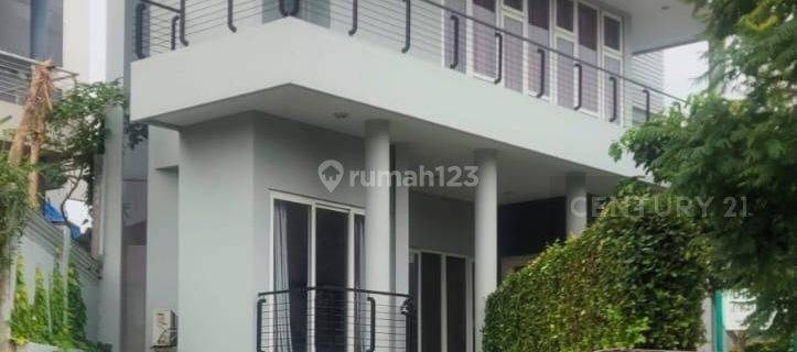 Rumah Furnished Di Rancamaya Golf Estate Cluster Lake View 1